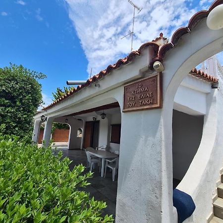 Το Κτήμα Της Ελιάς Του Τάκη Hostal Paralia Demonias Exterior foto