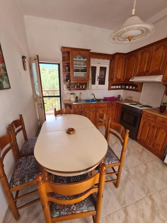 Το Κτήμα Της Ελιάς Του Τάκη Hostal Paralia Demonias Exterior foto